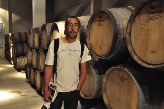 Barris de carvalho durante visita à vinícola San Huberto, em Mendoza, na Argentina